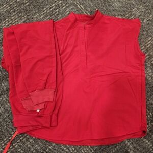 Figs Red set medium top and medium joggers